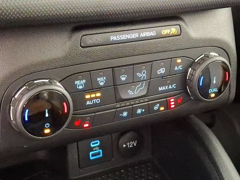 Used 2022 Ford Bronco Sport Outer Banks w/ Tech Package AWD/4WD image 18