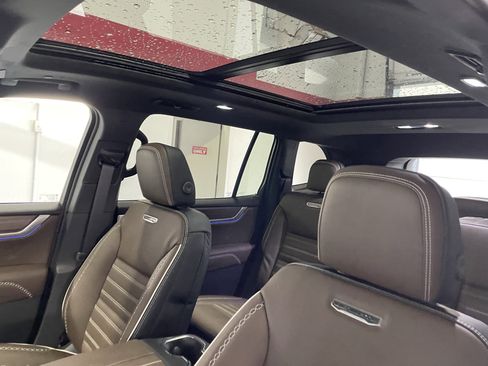 New 2026 GMC Acadia Denali Ultimate w/ LPO, Floor Liner Package image 16