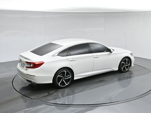 Used 2020 Honda Accord Sport image 44
