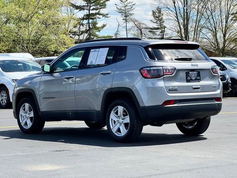 Used 2022 Jeep Compass Latitude image 5