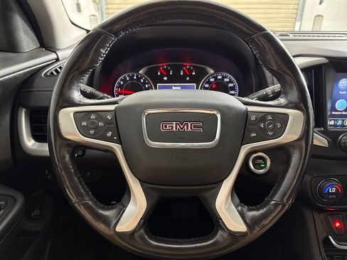 Used 2019 GMC Terrain SLT w/ Preferred Package image 14