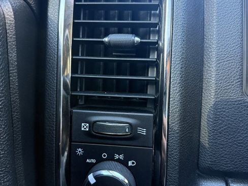 Used 2015 RAM 1500 Sport w/ Convenience Group image 34