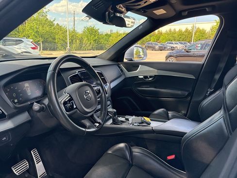 Used 2017 Volvo XC90 T5 R-Design w/ Vision Package image 18