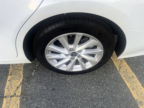Used 2023 Toyota Camry LE FWD image 10