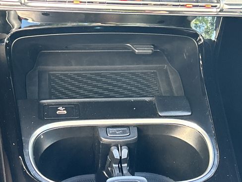 Certified 2025 Mercedes-Benz CLA 250 image 33
