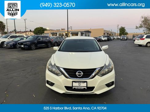 Used 2018 Nissan Altima 2.5 SR w/ SR Special Edition FWD image 2