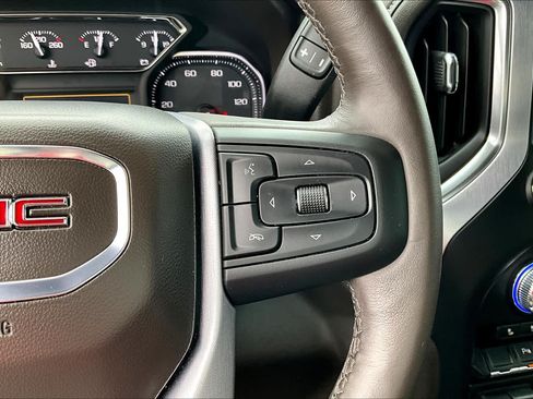 Used 2019 GMC Sierra 1500 SLT RWD image 25