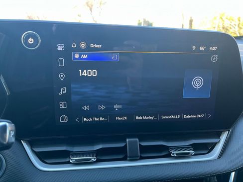 Used 2025 Chevrolet Equinox LT image 20