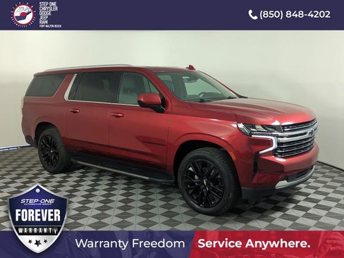 Used 2021 Chevrolet Suburban LT AWD/4WD image 8