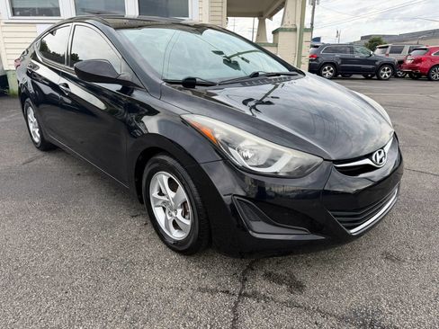 Used 2014 Hyundai Elantra SE FWD image 5