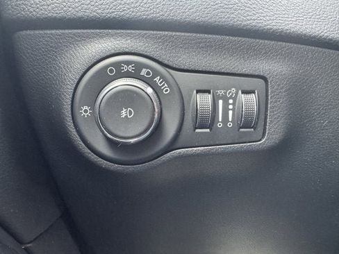 Used 2018 Jeep Compass Trailhawk w/ Navigation Group image 30