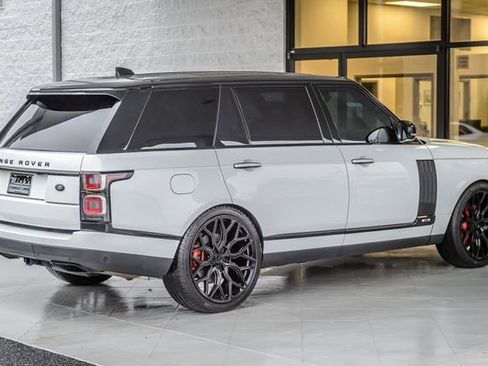 Used 2018 Land Rover Range Rover Long Wheelbase Autobiography image 9