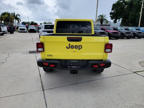Used 2023 Jeep Gladiator Rubicon w/ Trailer Tow Package AWD/4WD image 4