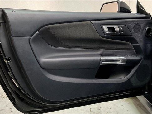 Used 2024 Ford Mustang Coupe image 22