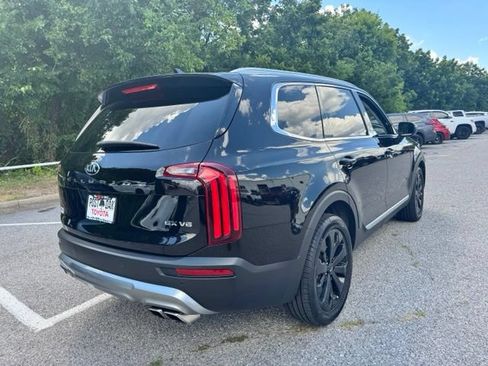 Used 2021 Kia Telluride EX w/ EX Premium Package FWD image 6