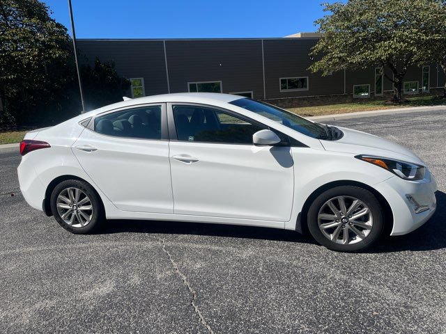 Used 2014 Hyundai Elantra SE w/ Option Group 02 FWD image 27