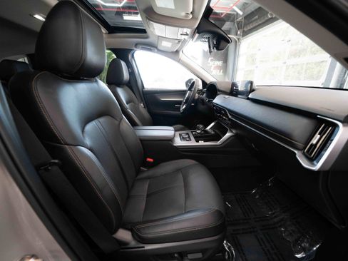 Used 2024 MAZDA CX-90 Plug-In Hybrid w/ Preferred AWD/4WD image 27