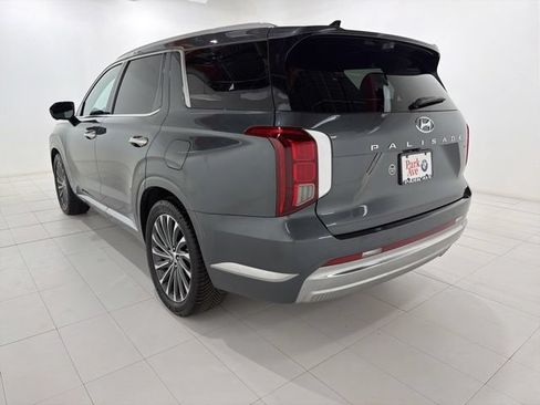 Used 2023 Hyundai Palisade Calligraphy AWD/4WD image 3