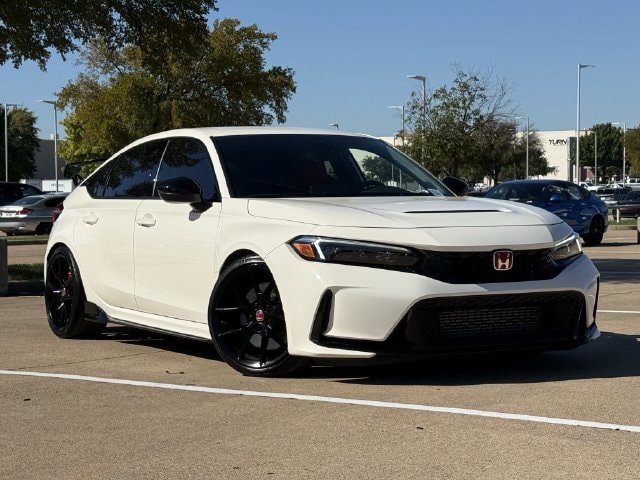 Used 2025 Honda Civic Type R image 2