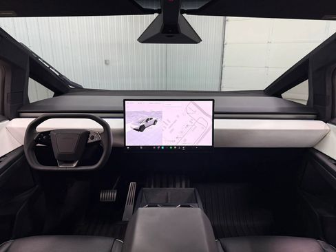 Used 2024 Tesla Cybertruck AWD Crew Cab image 13