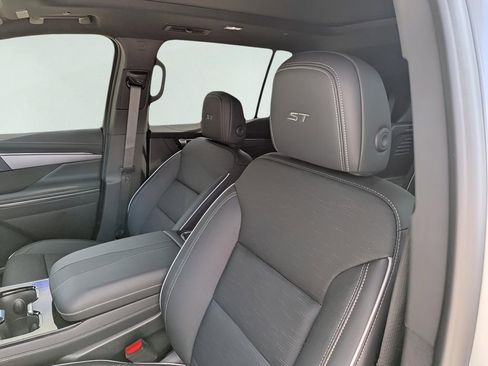 New 2026 Buick Enclave Sport Touring w/ Super Cruise Package FWD image 9
