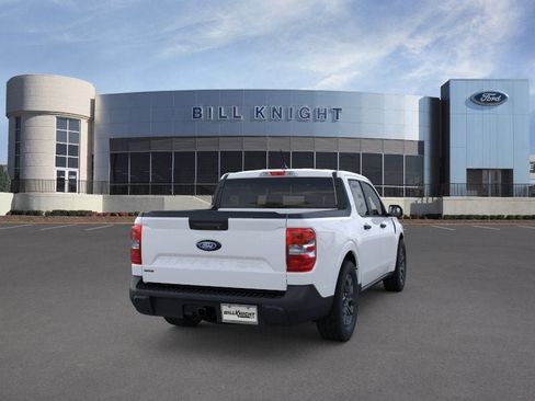 New 2026 Ford Maverick XLT w/ XLT Luxury Package FWD image 8