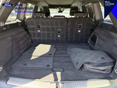 Used 2022 Jeep Grand Cherokee Overland w/ Advanced Protech Group III AWD/4WD image 8