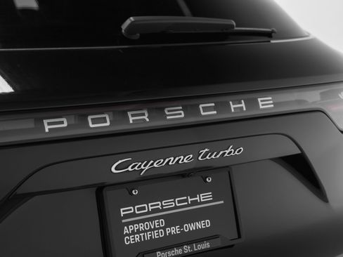 Certified 2021 Porsche Cayenne Turbo image 22
