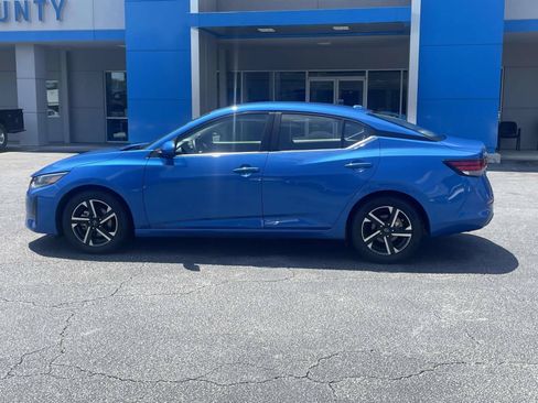 Used 2024 Nissan Sentra SV FWD image 6