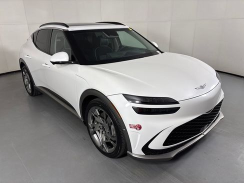 Used 2023 Genesis GV60 Performance AWD/4WD image 2