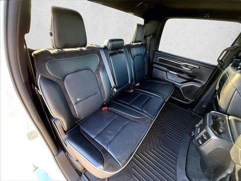 Used 2024 RAM 1500 Laramie AWD/4WD image 29