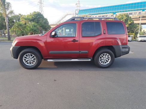Used 2015 Nissan Xterra S w/ Value Package image 8