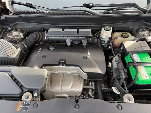 Used 2017 Buick Envision Essence image 17