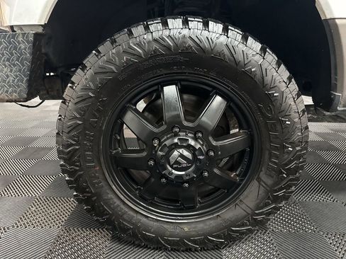 Used 2018 Ford F350 Lariat w/ Lariat Ultimate Package AWD/4WD image 37