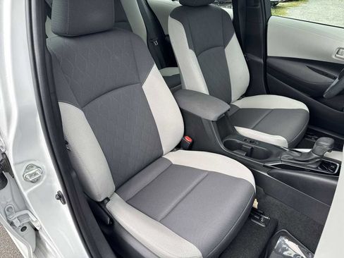 Used 2024 Toyota Corolla LE FWD image 20