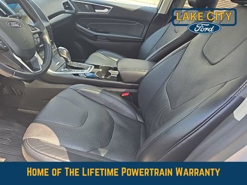 Used 2018 Ford Edge Titanium w/ Canadian Touring Package AWD/4WD image 9