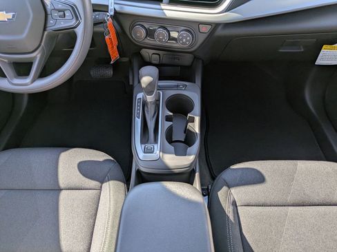 New 2026 Chevrolet Trax LS w/ Driver Confidence Package image 19