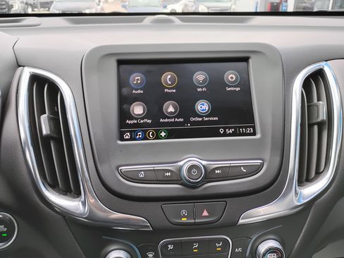 Used 2024 Chevrolet Equinox LT FWD image 7