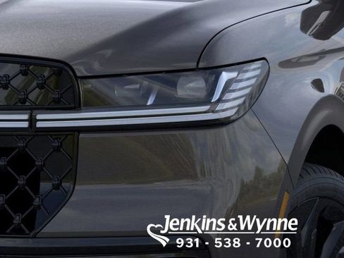 New 2026 Lincoln Navigator L Black Label image 18