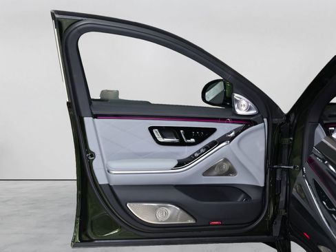 Used 2024 Mercedes-Benz Maybach S 680 4MATIC image 29
