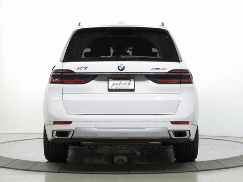 Used 2026 BMW X7 xDrive40i AWD/4WD image 6