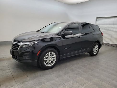 Used 2023 Chevrolet Equinox LS FWD image 2