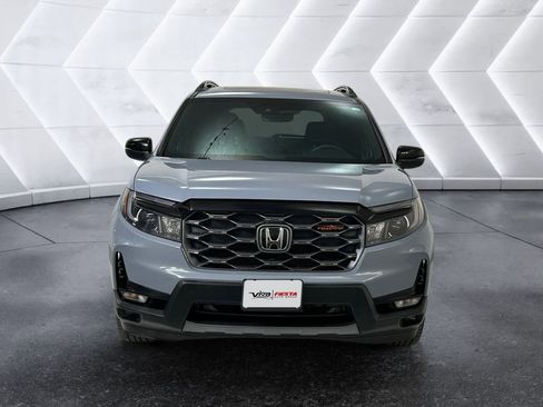 Used 2023 Honda Passport TrailSport image 2