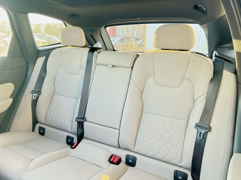 New 2026 Volvo XC60 B5 Plus w/ Protection Package Premier image 24