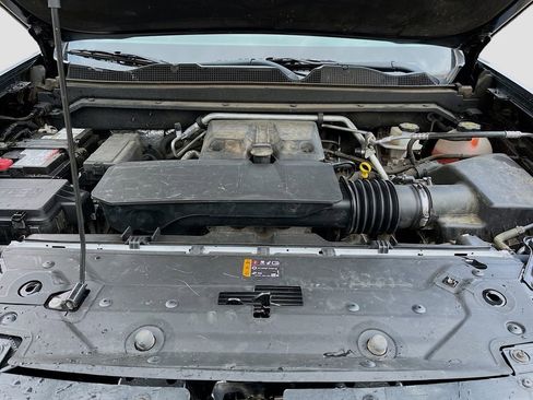 Used 2024 Chevrolet Colorado Z71 w/ Z71 Convenience Package 2 image 28