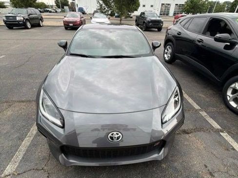 Used 2025 Toyota GR86 Premium RWD image 13