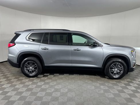 Used 2025 GMC Acadia Elevation w/ LPO, Floor Liner Package AWD/4WD image 6