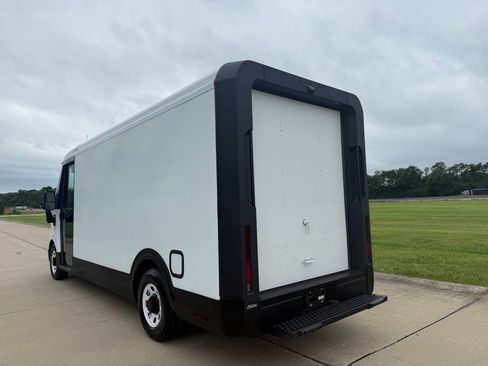Used 2024 Chevrolet Brightdrop 600 w/ Commercial Equipment Package AWD/4WD image 5