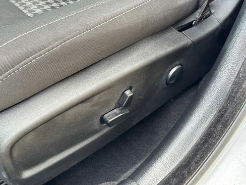 Certified 2023 Dodge Charger SXT image 18