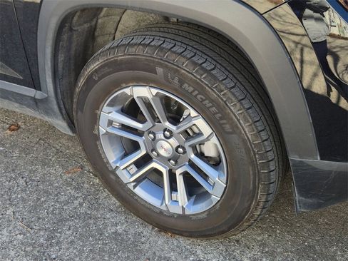 Used 2025 GMC Terrain Elevation image 6